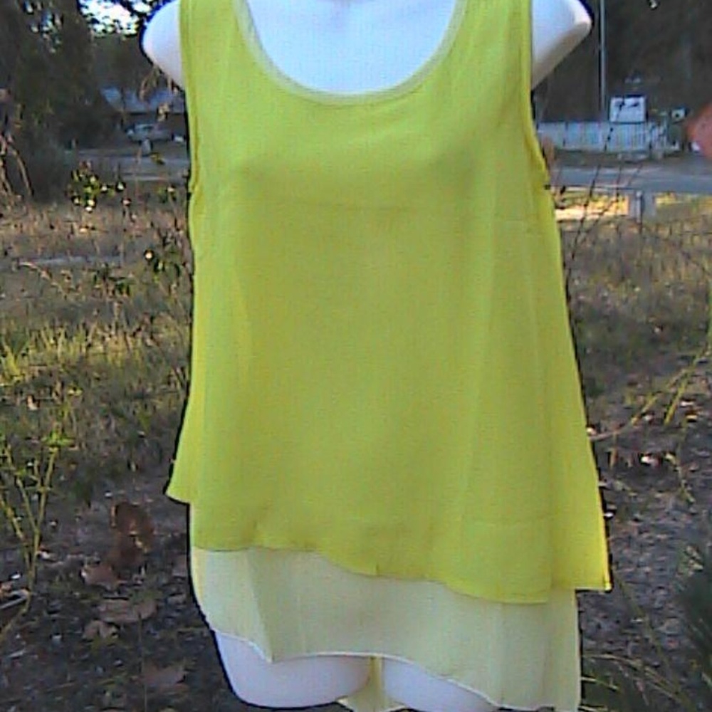 Yellow Sleeveless Chiffon Blouse Size: 6 (S)  (#2)
